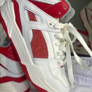 Puma Dynamic Red and White Trainers